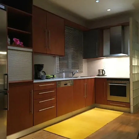 Evelina'S Apartment-2